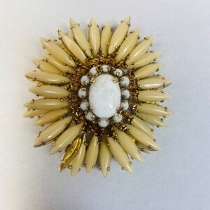 Rare SCHREINER’S RUFFLE PENDANT BROOCH Highly Collectible Costume Jewelry